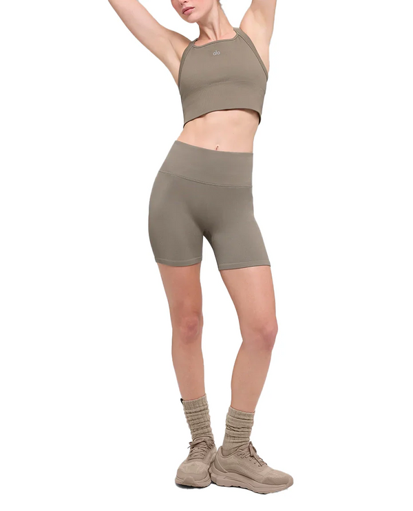 alo Women's 5" Seamless Ribbed Favorite Short Light Cocoa