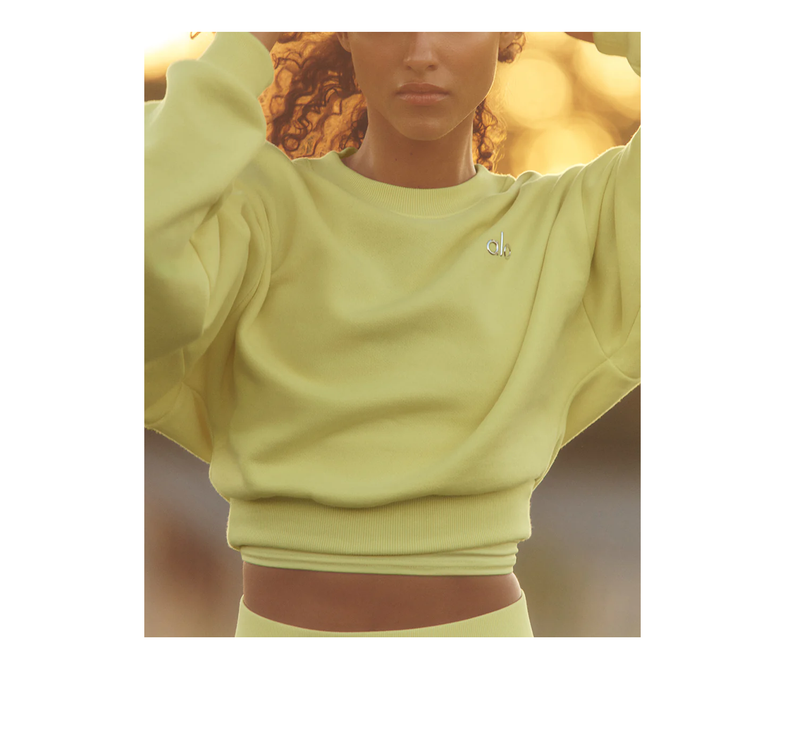 alo Women's Cropped Accolade Crewneck Sunshine