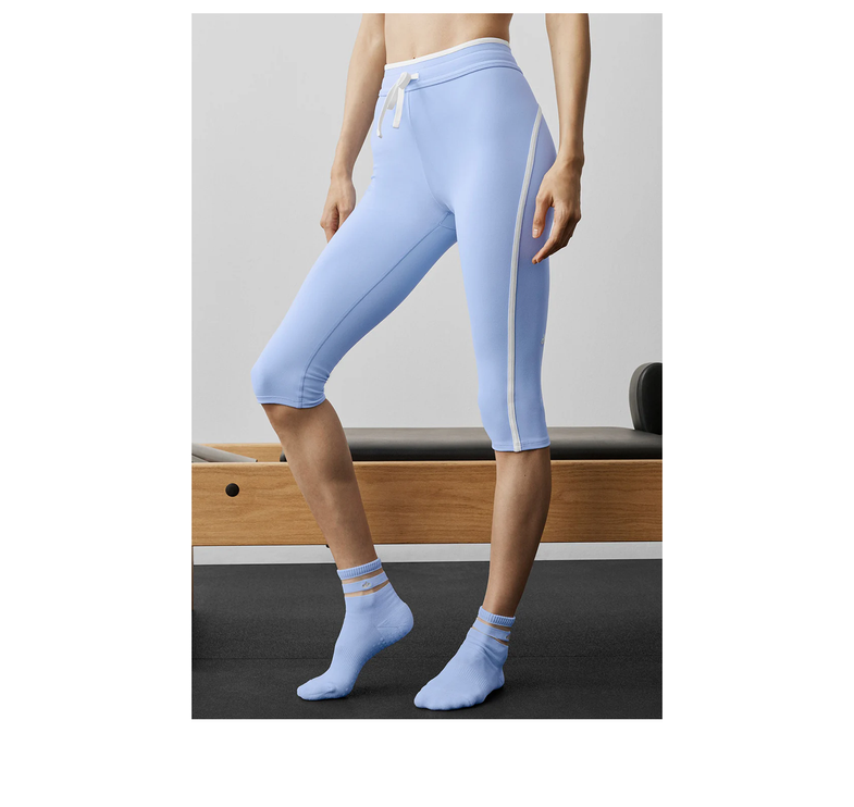 alo Women's Airbrush High-Waist Race Pace Capri Light Provence Blue/White