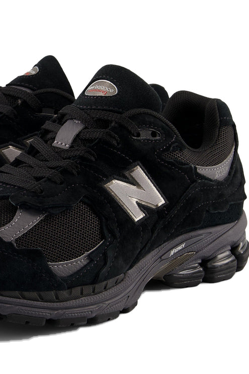 New Balance 2002R Gore-Tex Black/Magnet U20023MB