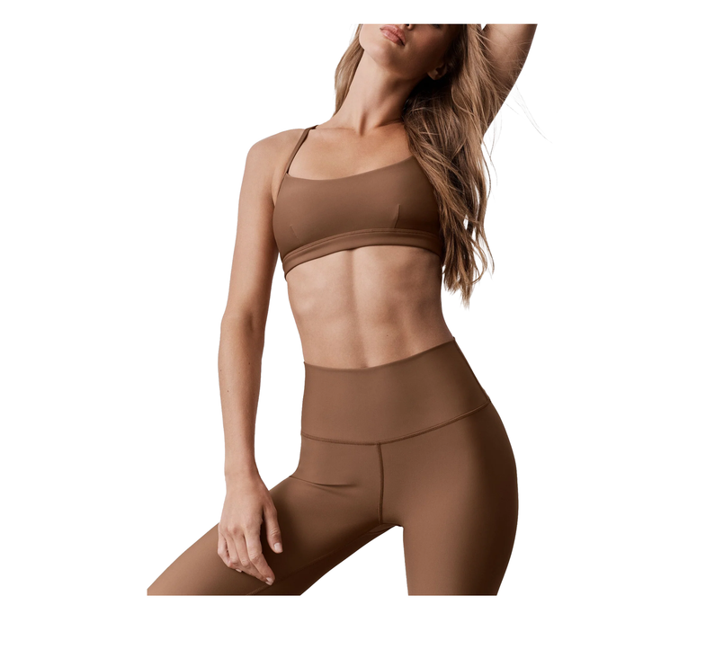 alo Women's Airlift Intrigue Bra Sun Kissed Brown