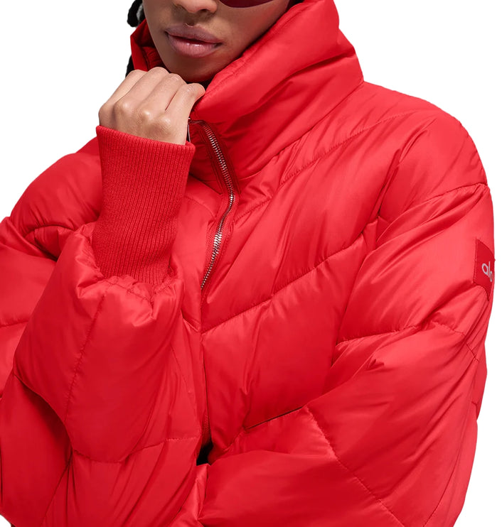 alo Women's Cropped Atmosphere Puffer Bright Red