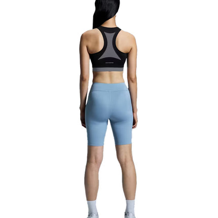 ON Women's Train 2-in-1 Crop Black