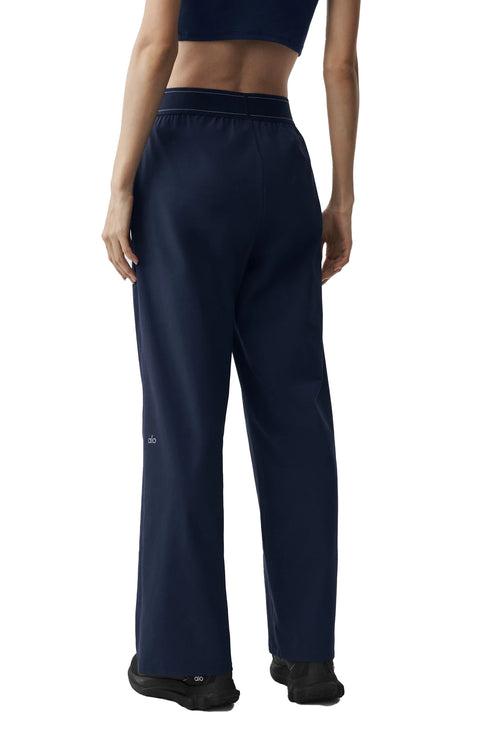 alo Women's Suit Up Trouser (Short) Navy