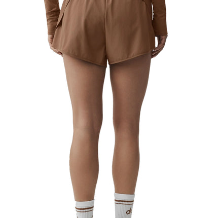 alo Women's Match Point Short Sun Kissed Brown