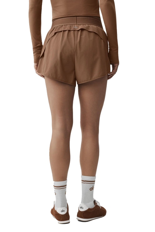 alo Women's Match Point Short Sun Kissed Brown