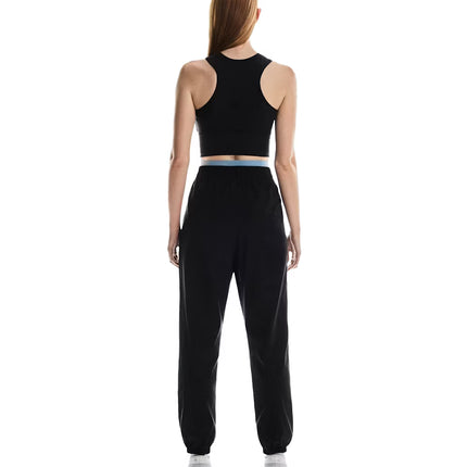 ON Women's Studio Crop Black