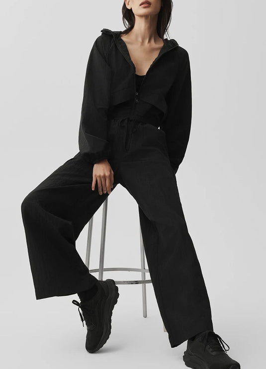 alo Women's Ripstop Electric Straight Leg Pant Black
