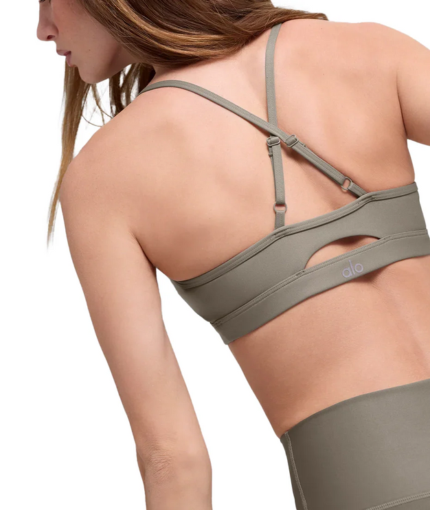 alo Women's Airlift Intrigue Bra Light Cocoa