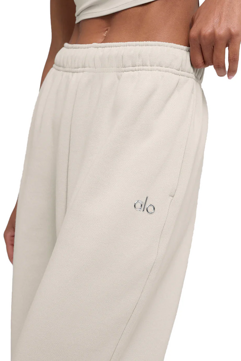 alo Women's Accolade Straight Leg Sweatpant Bone
