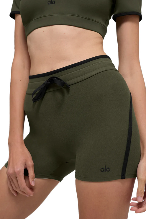 alo Women's 4" Airbrush High-Waist Race Pace Short Green Olive/Black