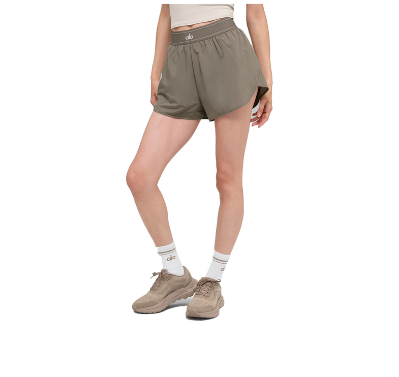 alo Women's Match Point Short Light Cocoa