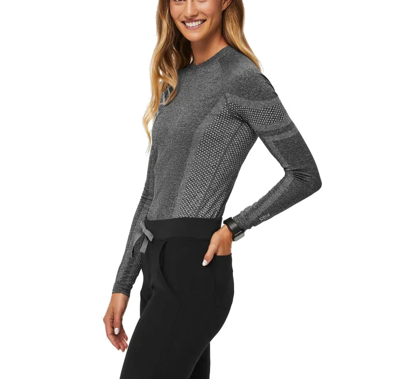 FIGS Women's Salta Seamless Longsleeve Underscrub Graphite