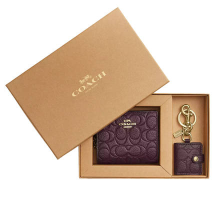 Coach Women's Boxed Snap Wallet And Picture Frame Charm In Signature Leather Gold/Black Currant