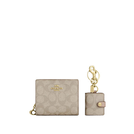 Coach Women's Boxed Snap Wallet And Picture Frame Charm In Signature Canvas Gold/Champagne