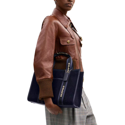 Coach Women's Smith Tote Bag In Regenerative Cotton Denim/Gold