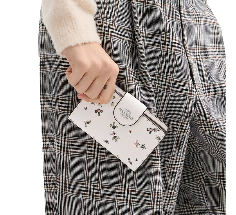 Coach Women's Medium Corner Zip Wallet With Star Print White/Silver