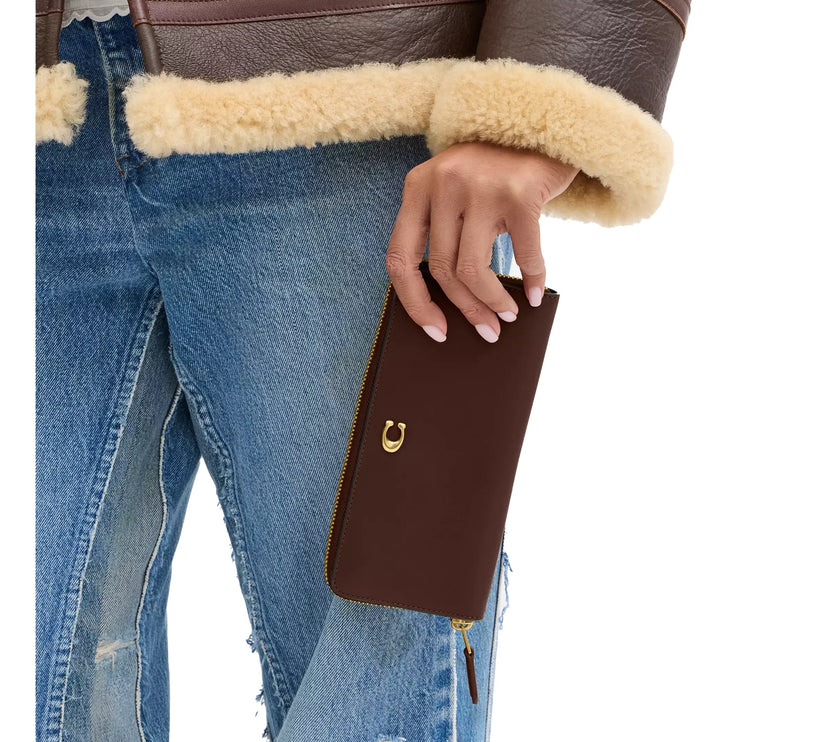 Coach Women's Essential Slim Accordion Zip Wallet Brass/Maple
