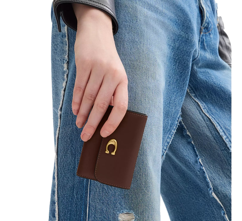 Coach Women's Essential Card Holder Wallet Brass/Maple