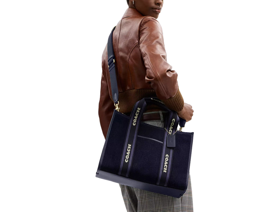 Coach Women's Smith Tote Bag In Regenerative Cotton Denim/Gold