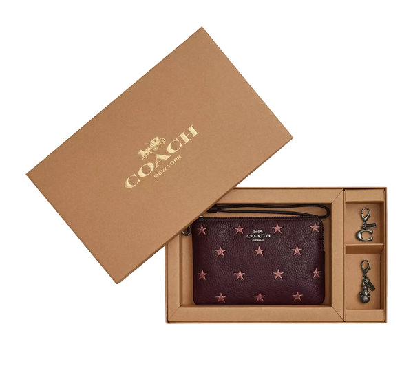 Coach Women's Boxed Corner Zip Wristlet With Star Print And Charms Qb/Merlot Multi