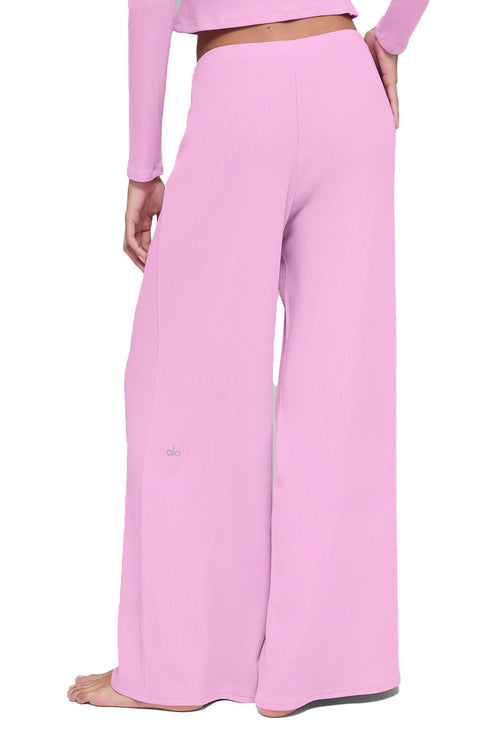 alo Women's Mid-Rise Dreamlight Straight Pant Candy Heart Pink