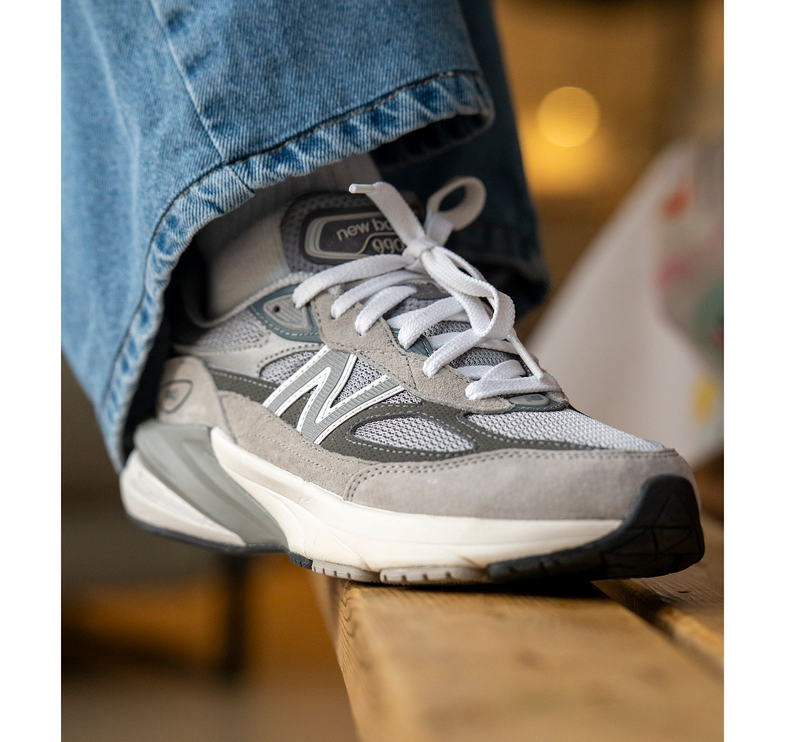 New Balance 990v6 Grey Junior GC990GL6