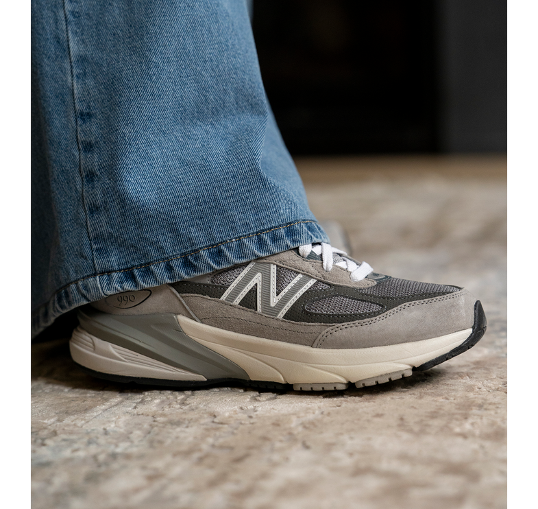New Balance 990v6 Grey Junior GC990GL6
