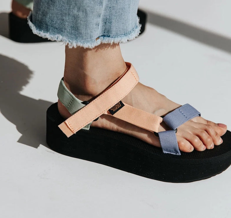 Teva Women's Flatform Universal Sandals Sherbert Multi