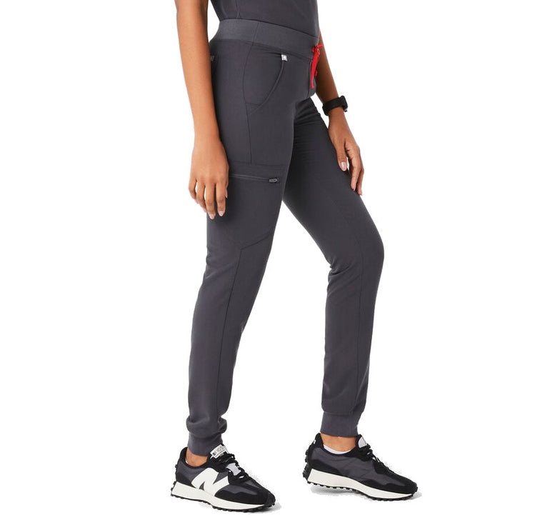FIGS Women's Zamora Jogger Scrub Pants Charcoal