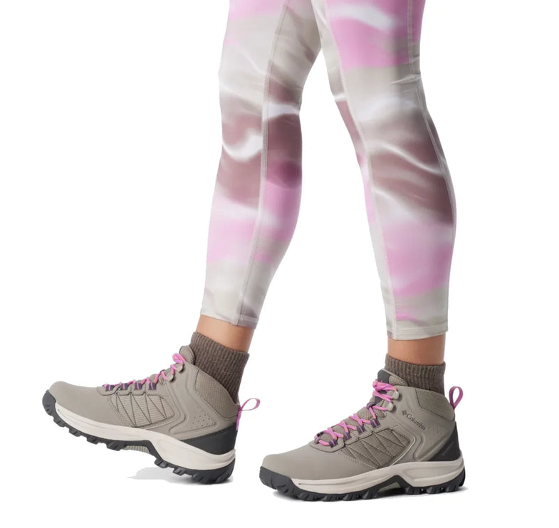 Columbia Women's Transverse Hike Waterproof Shoe Kettle/Berry Patch