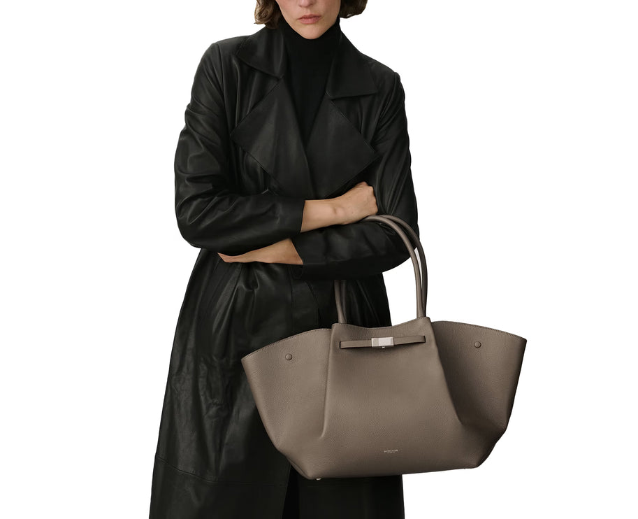 DeMellier London Women's The New York Dark Taupe Small Grain