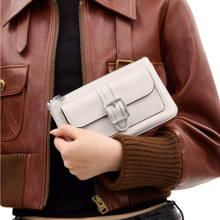 Coach Women's Ashton Wristlet Silver/Chalk