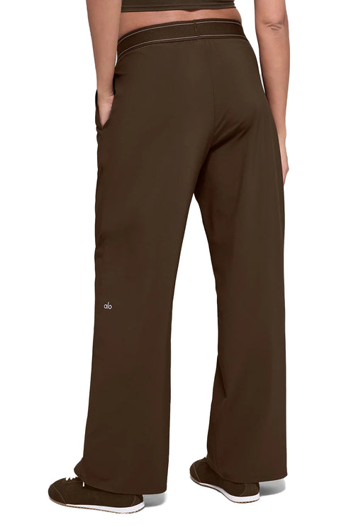 alo Women's Suit Up Trouser (Regular) Espresso