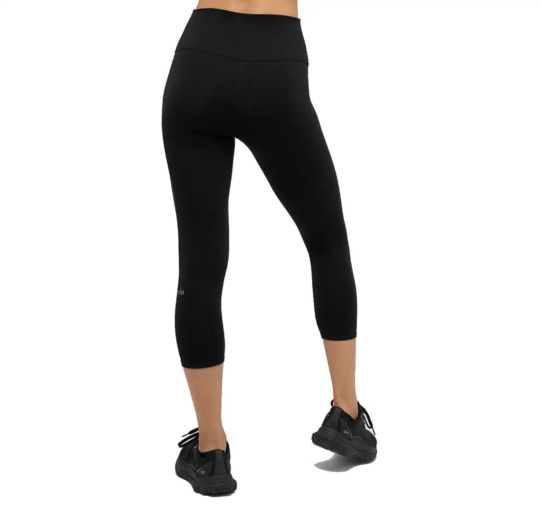 alo Women's High-Waist Airbrush Capri Black