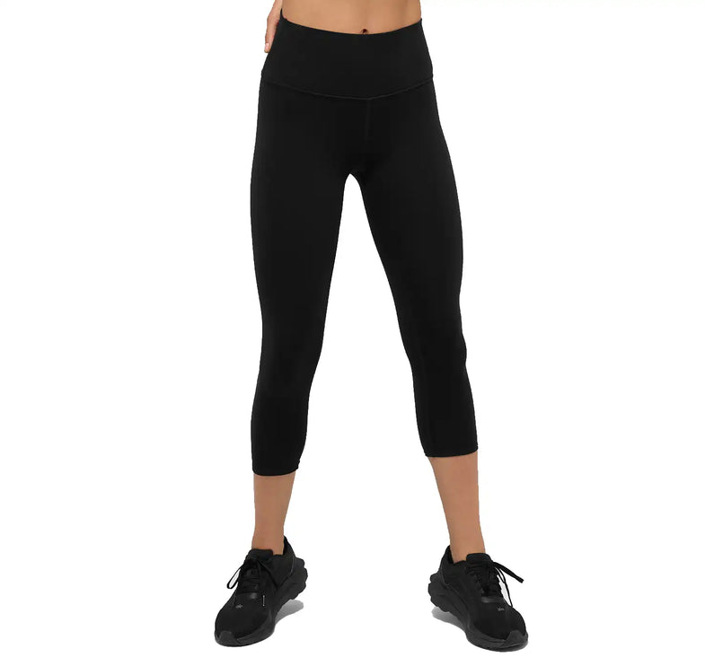 alo Women's High-Waist Airbrush Capri Black
