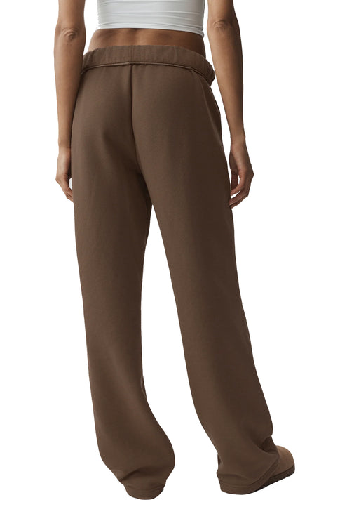alo Women's Accolade Straight Leg Sweatpant Java Brown