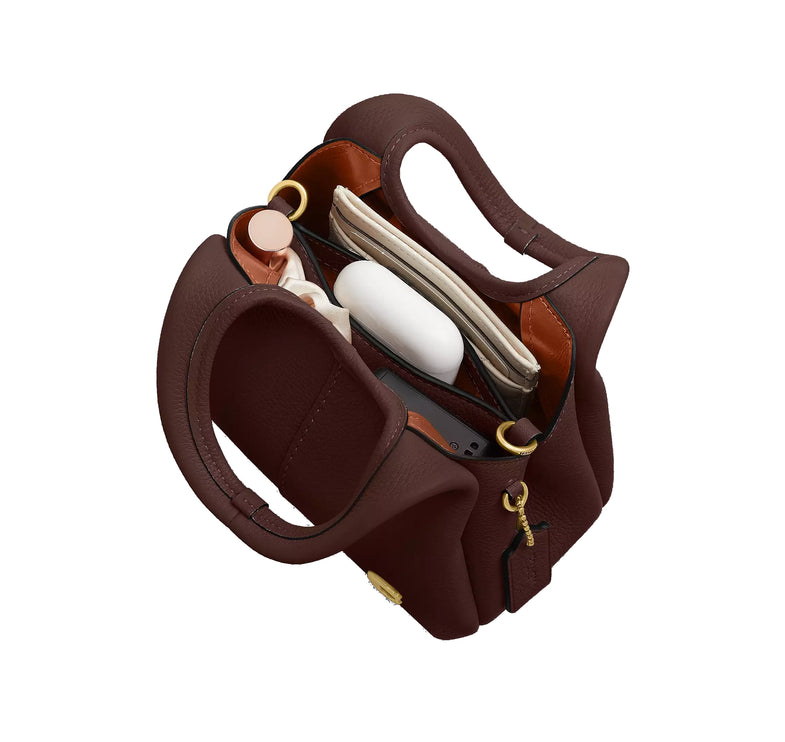 Coach Women's Lana Shoulder Bag 19 Brass/Maple