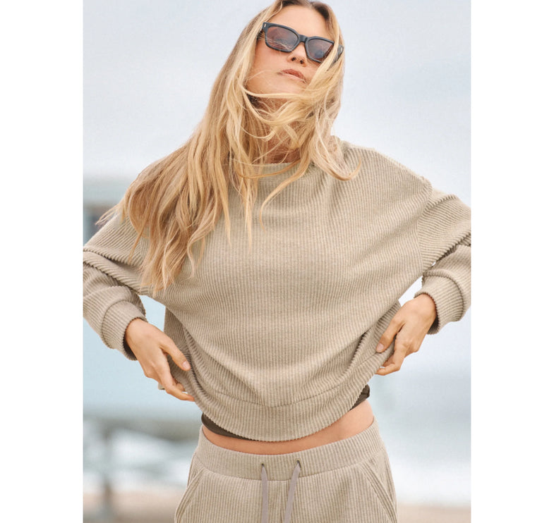 alo Women's Muse Crew Neck Pullover Gravel Heather