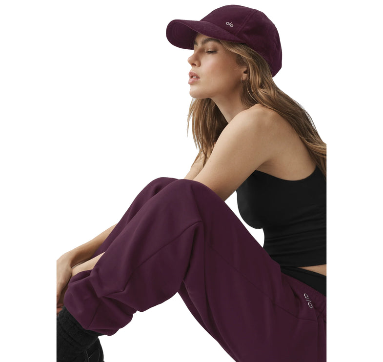 alo Unisex Velvet Off-Duty Cap Rich Bordeaux