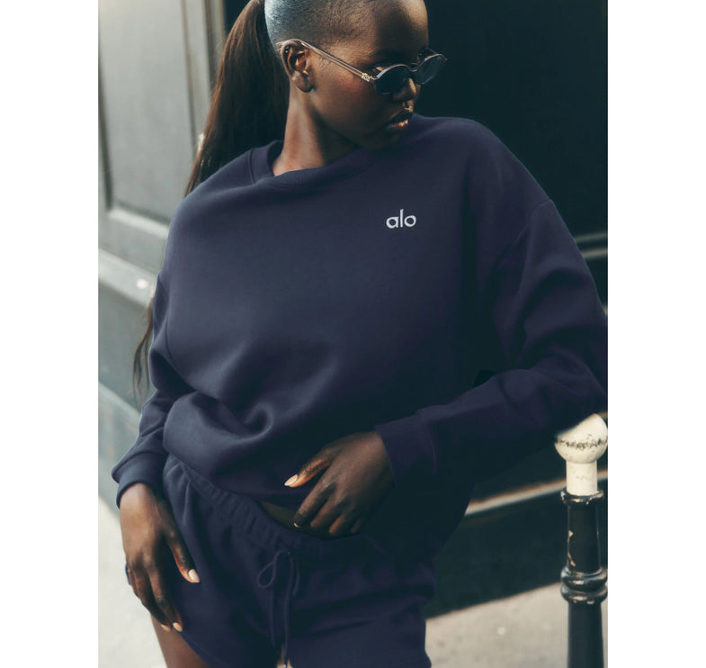 alo Women's Accolade Crew Neck Pullover Navy