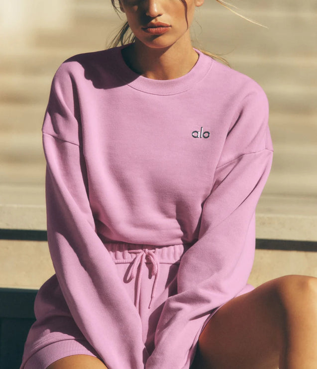 alo Women's Accolade Crew Neck Pullover Candy Heart Pink