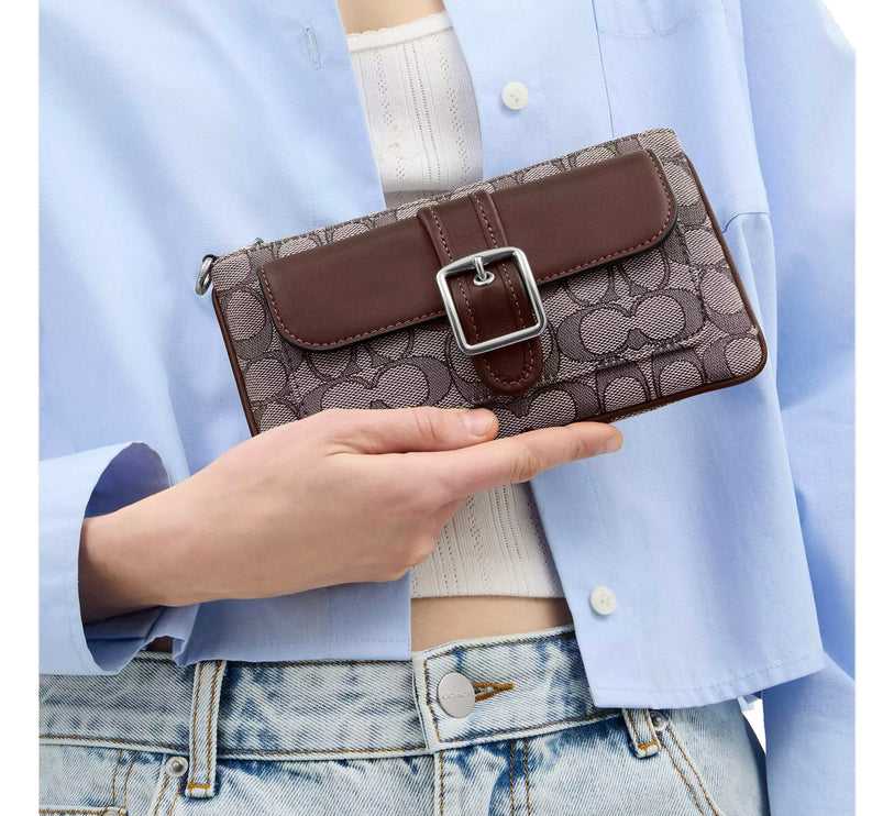 Coach Women's Ashton Wristlet In Signature Jacquard Silver/Oak/Maple
