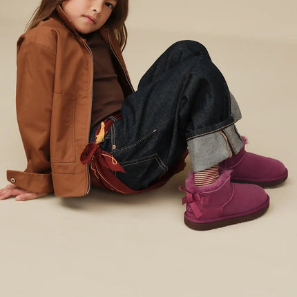 UGG Big Kids' Ultra Mini Bailey Bow Dark Winterberry