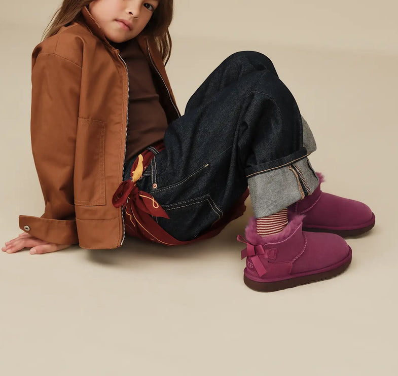 UGG Big Kids' Ultra Mini Bailey Bow Dark Winterberry