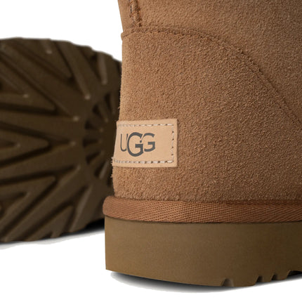 UGG Women's Classic Tall II Chestnut