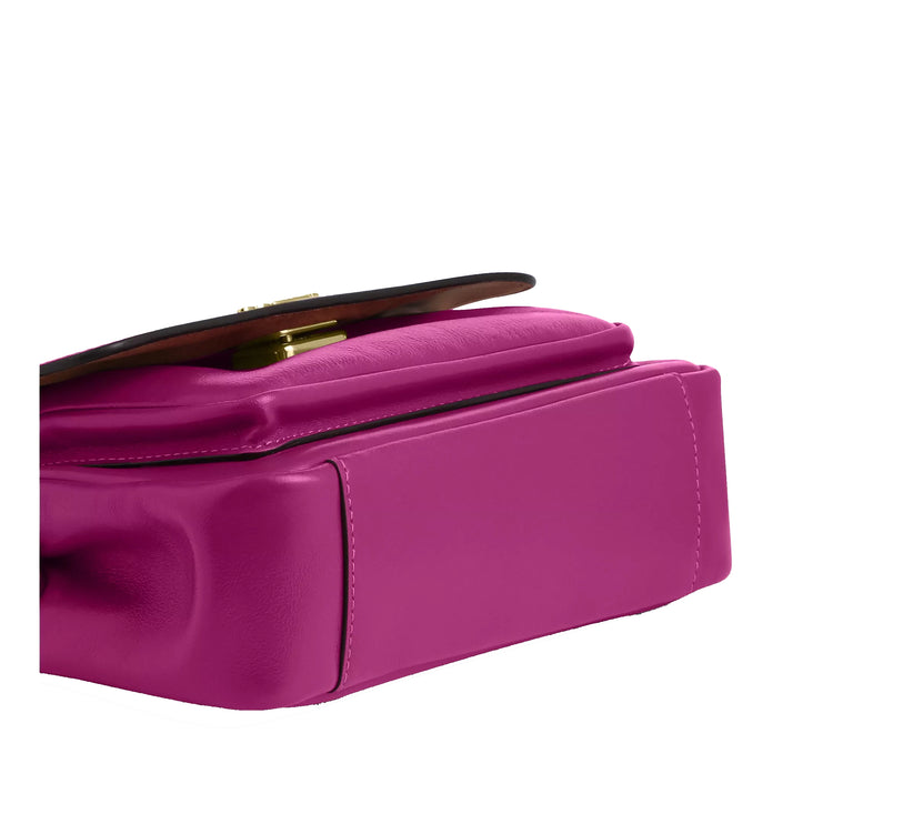 Coach Women's Elodie Crossbody Bag 18 Gold/Magenta