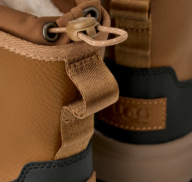 UGG Toddlers / Big Kids' Adirondack Boot XXV Pull-On Chestnut