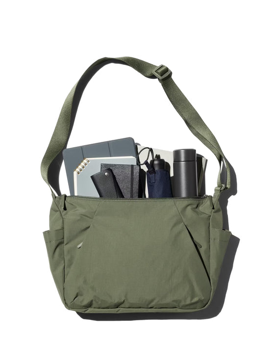 Uniqlo Unisex Utility Shoulder Bag 09 Black