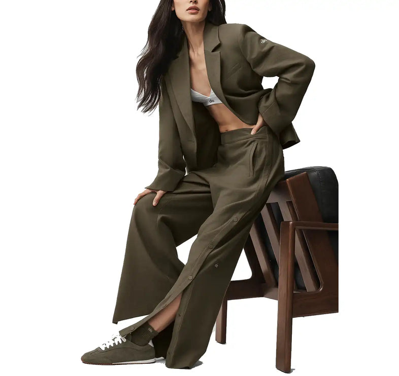 alo Women's Mid-Rise Cosmopolitan Snap Pant Olive Tree